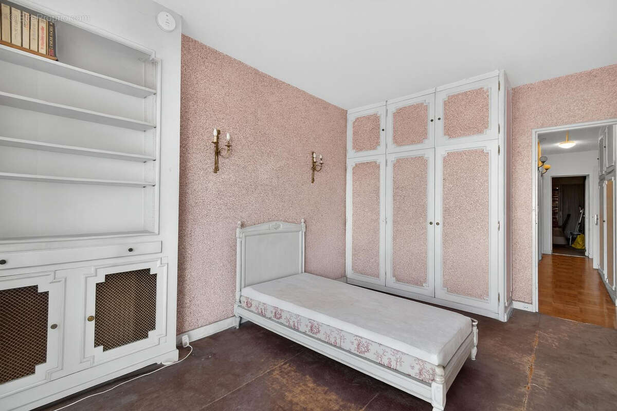 Appartement à PARIS-19E