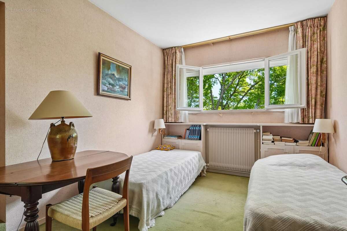 Maison à VIRY-CHATILLON