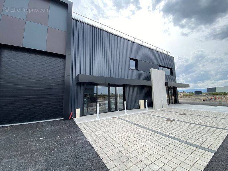 Commerce à MARCLOPT