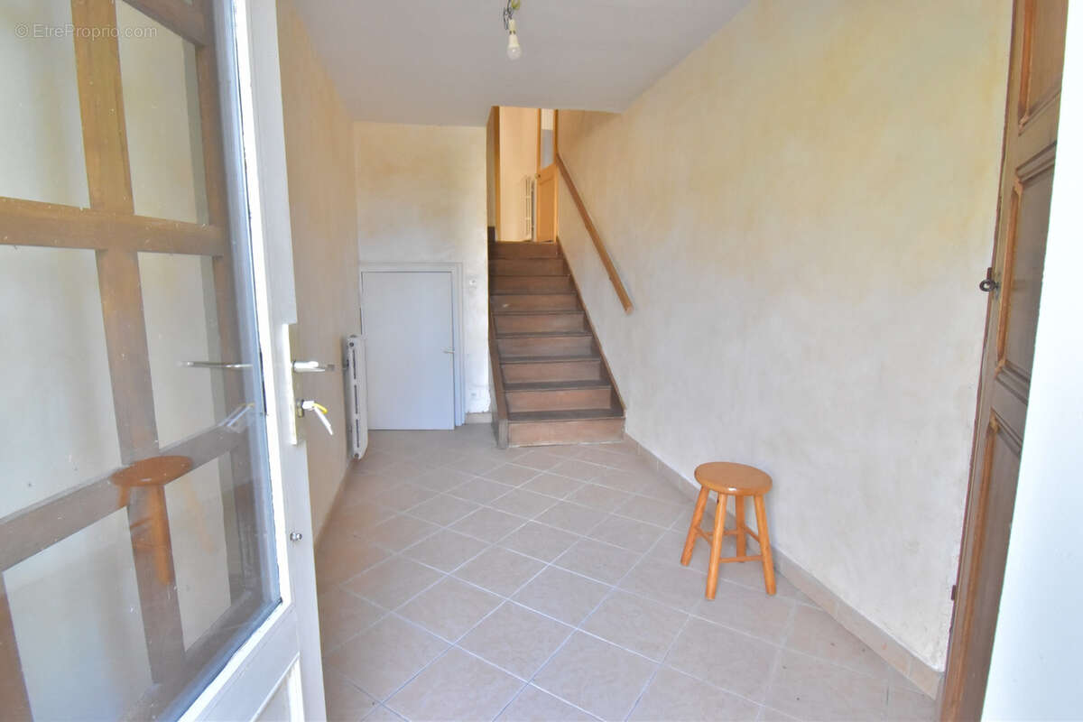 Maison à DORNES