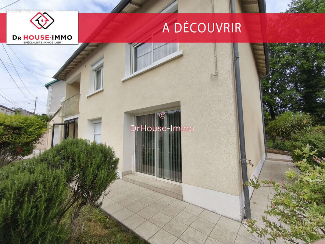 Maison à CHAMPCEVINEL
