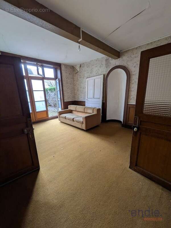 Maison à BUCEY-LES-GY