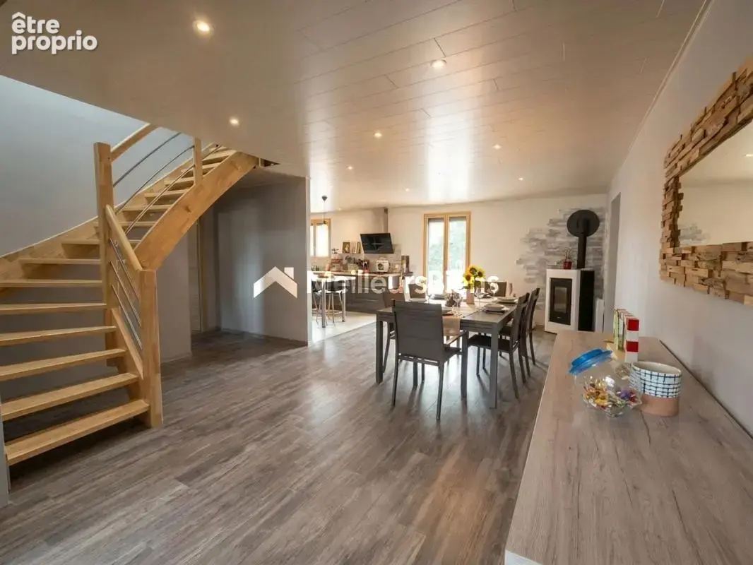 Joli pavillon de 139 m² avec 4 chambres - photo 3