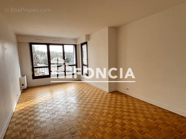 Appartement à VERSAILLES