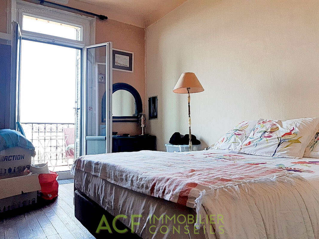 Appartement à HYERES