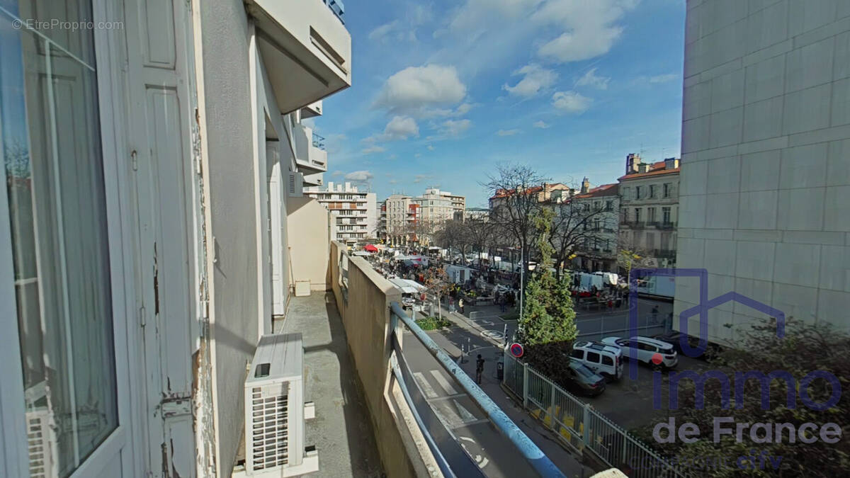 Appartement à SAINT-ETIENNE