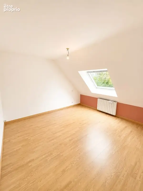 CHAMBRE 4