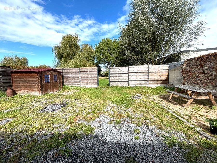 Maison à BRUILLE-SAINT-AMAND