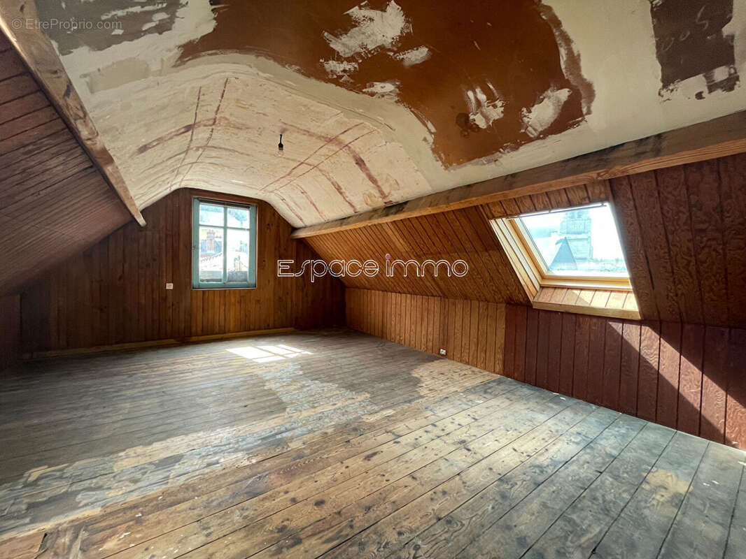 Maison - Centre ville de Malaunay - 3 chambres - Jardin & garage - photo 12