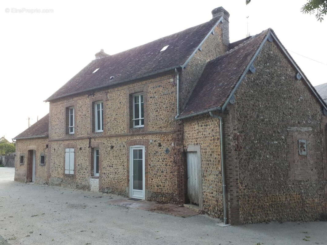 Maison à L&#039;AIGLE