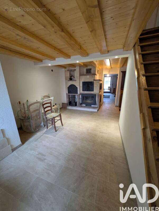 Photo 2 - Maison à VELLEMINFROY