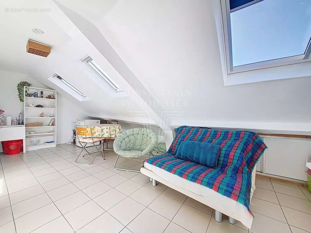 Appartement à PARIS-7E