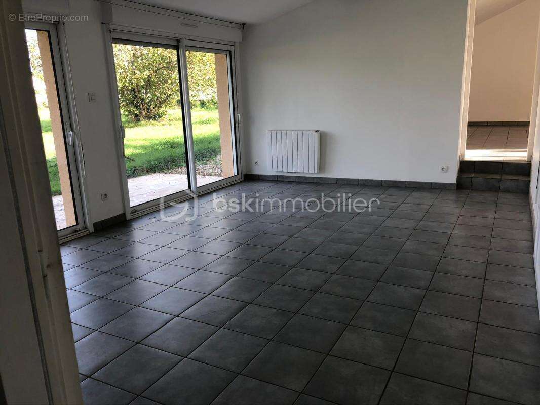 Maison à MOULEYDIER