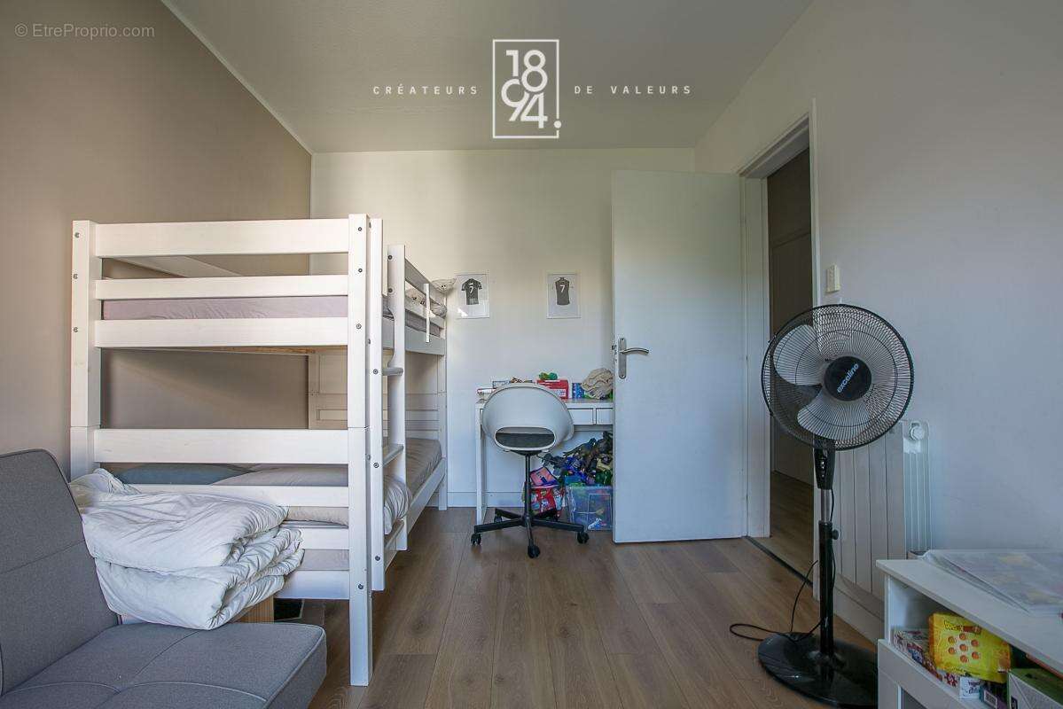 Appartement à MARSEILLE-11E