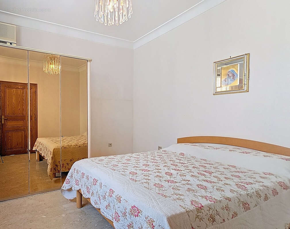 CANNES à vendre maison 5 pièces de 115 m2 sur un terrain de 442 m2 - photo 11
