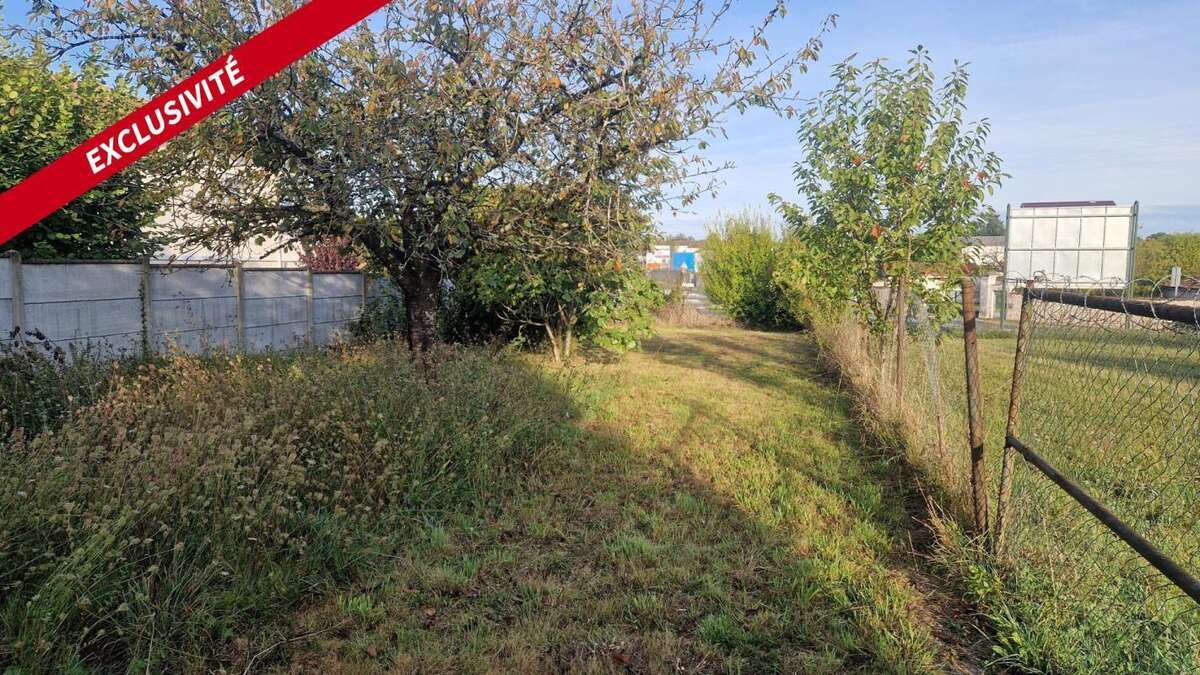 Maison 73 m² à rénover – Garage, terrain de 1 000 m² – Saint-Jean-d’Angély - photo 16