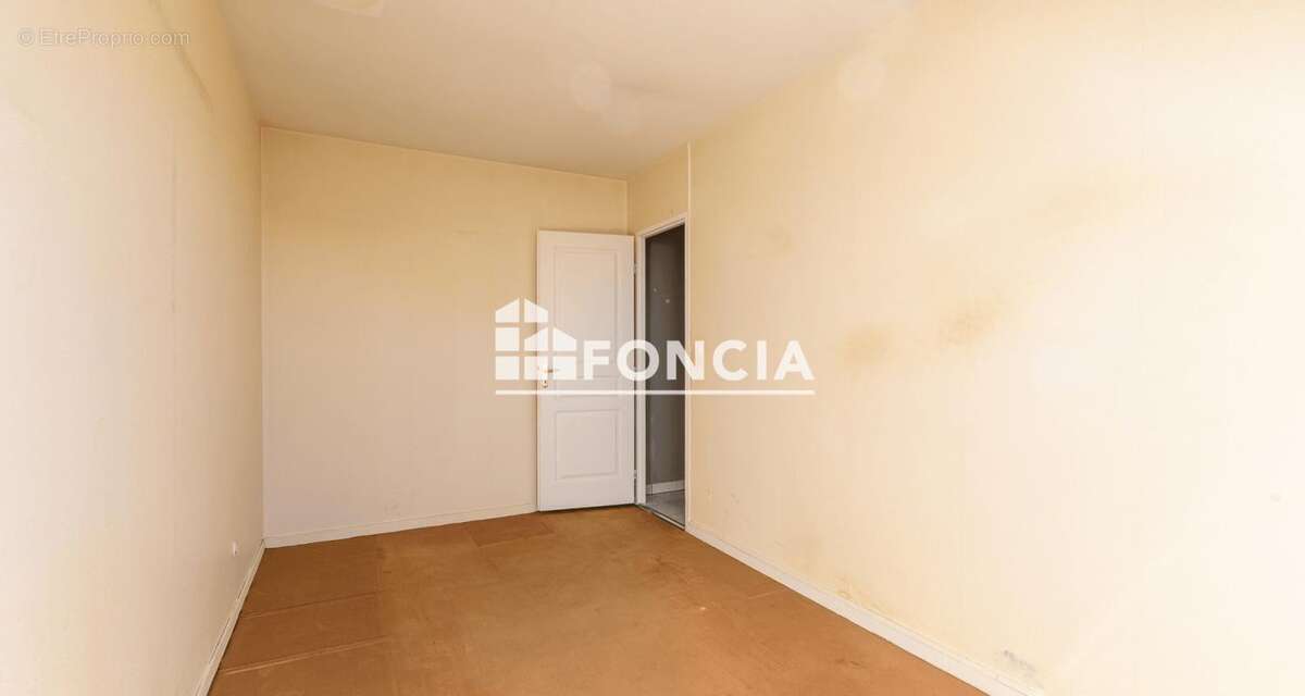 Appartement à VILLENOY