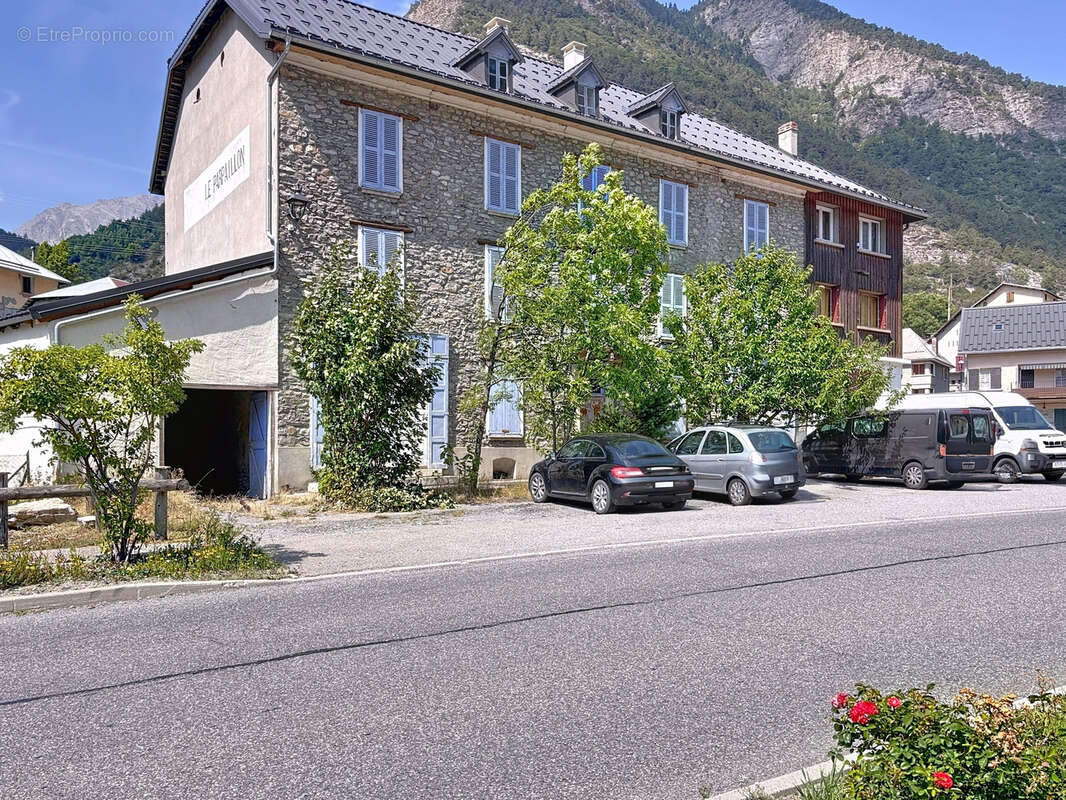 Appartement à LA CONDAMINE-CHATELARD