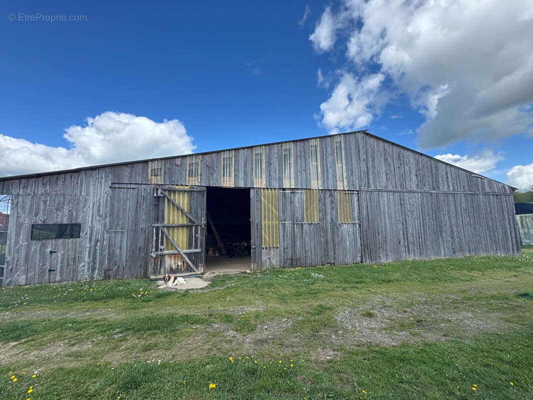 Terrain à AZERABLES