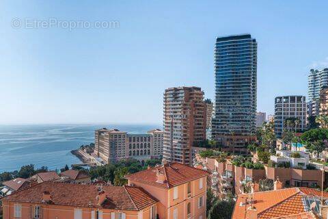 Appartement à ROQUEBRUNE-CAP-MARTIN