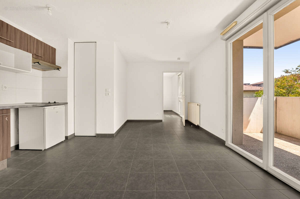 Nouveauté ! Appartement T2 de 42 m2 au 1er étage   Secteur Lalande - photo 2