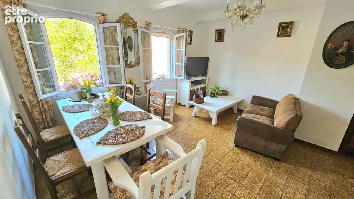 Appartement à CLAVIERS