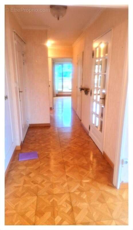 Appartement à LE CANNET