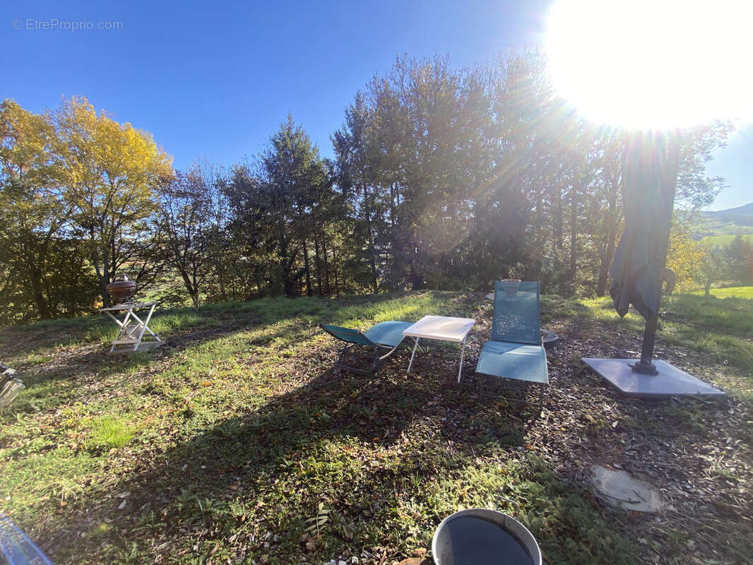 Maison à SAINT-FORGEUX