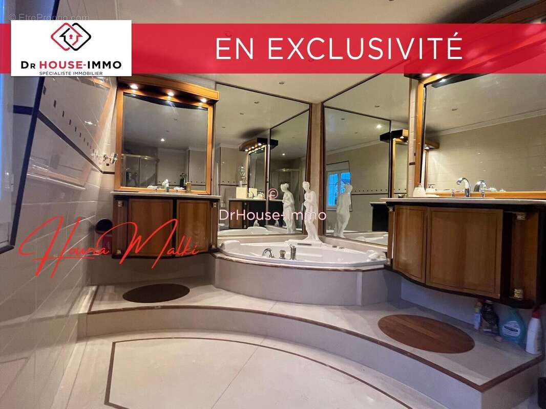 Maison à LES PAVILLONS-SOUS-BOIS