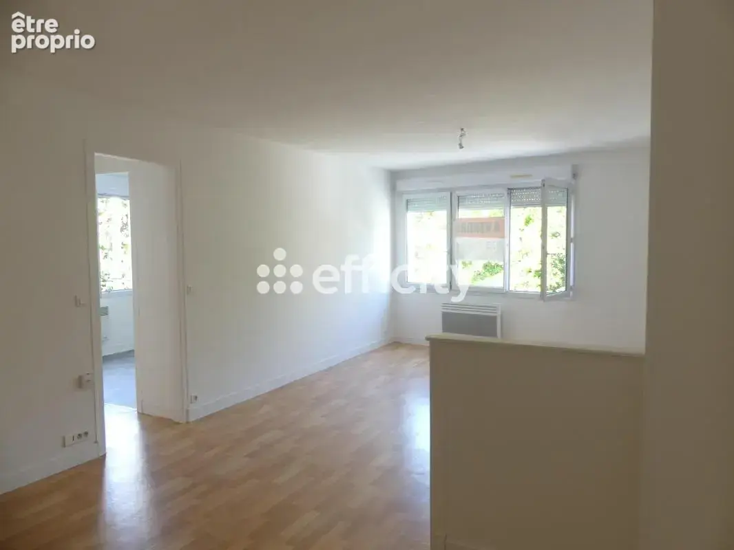 Appartement à MAGENTA