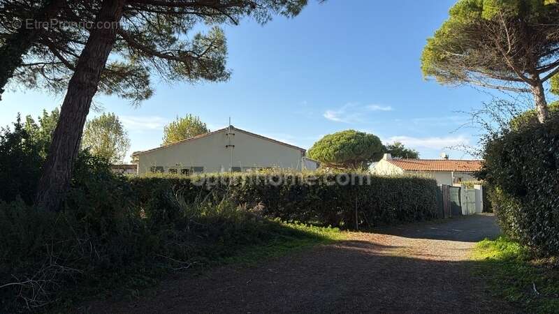 Terrain à LE BOIS-PLAGE-EN-RE