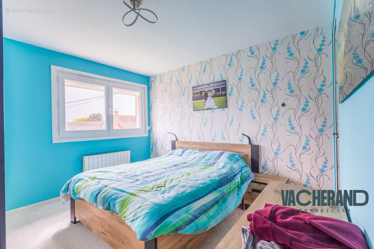 Maison 130 m² à Ennetieres-En-Weppes  - photo 4