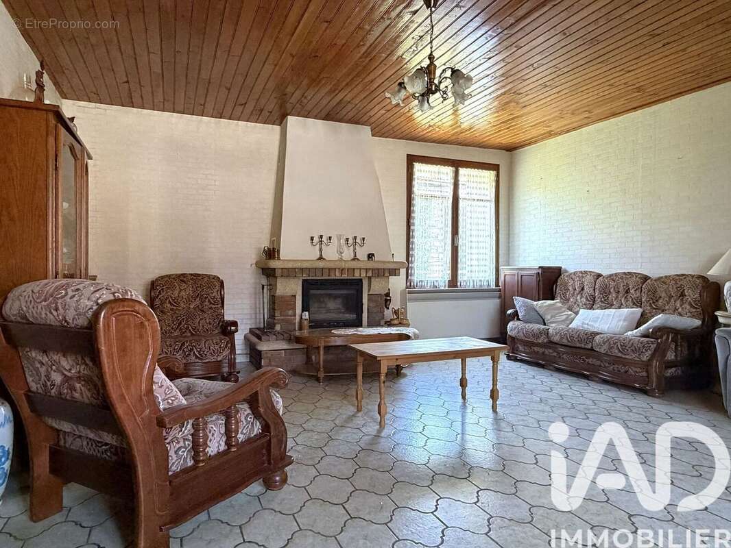 Maison 220 m² à L'hermenault  - photo 4