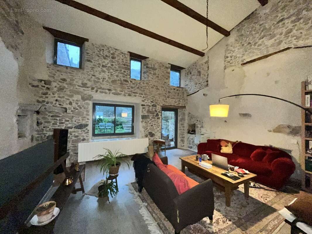 Maison à MONOBLET