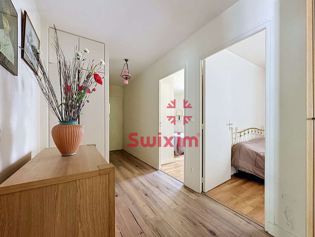 Appartement 78 m² à Paris-18e  - photo 6