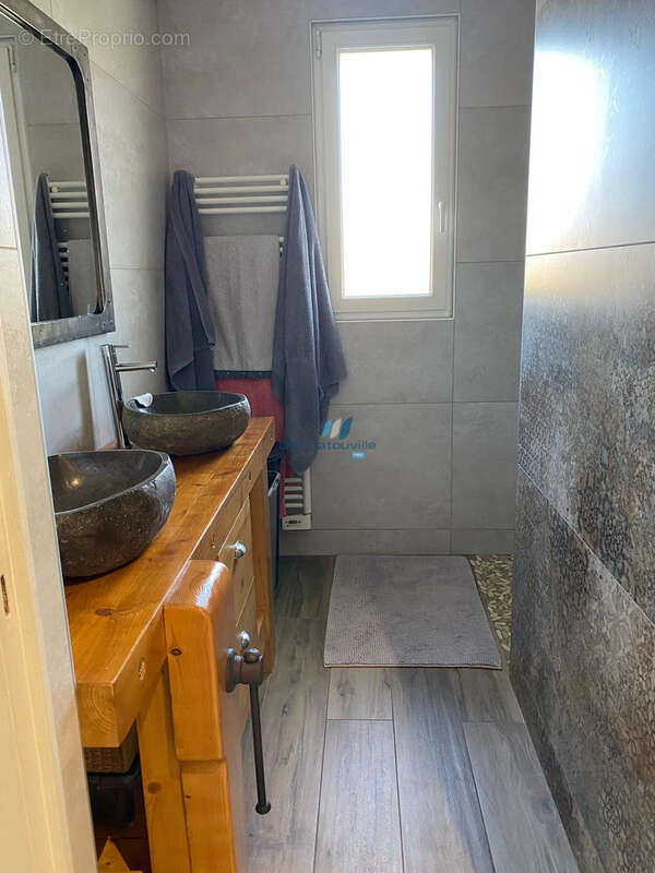 Appartement à CHAZAY-D&#039;AZERGUES