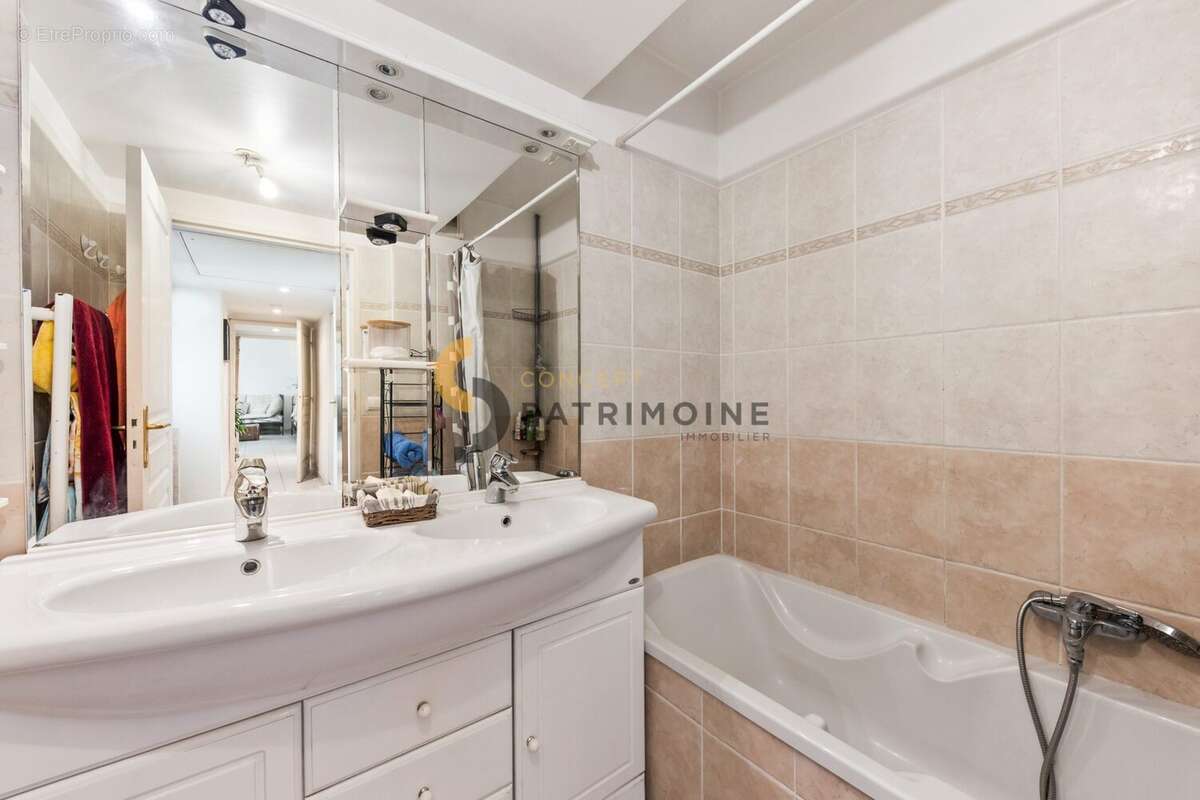 Appartement à CAGNES-SUR-MER