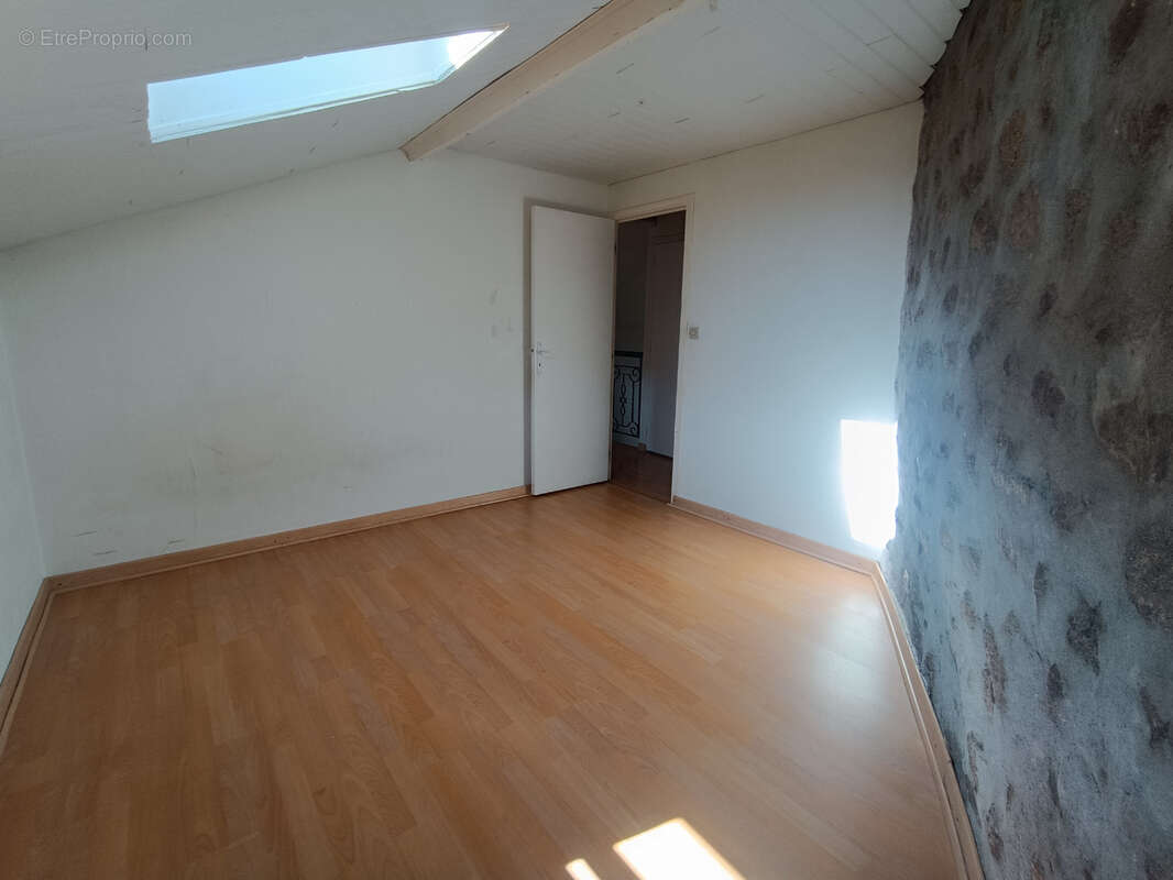 Maison à SAINT-DIDIER-EN-VELAY