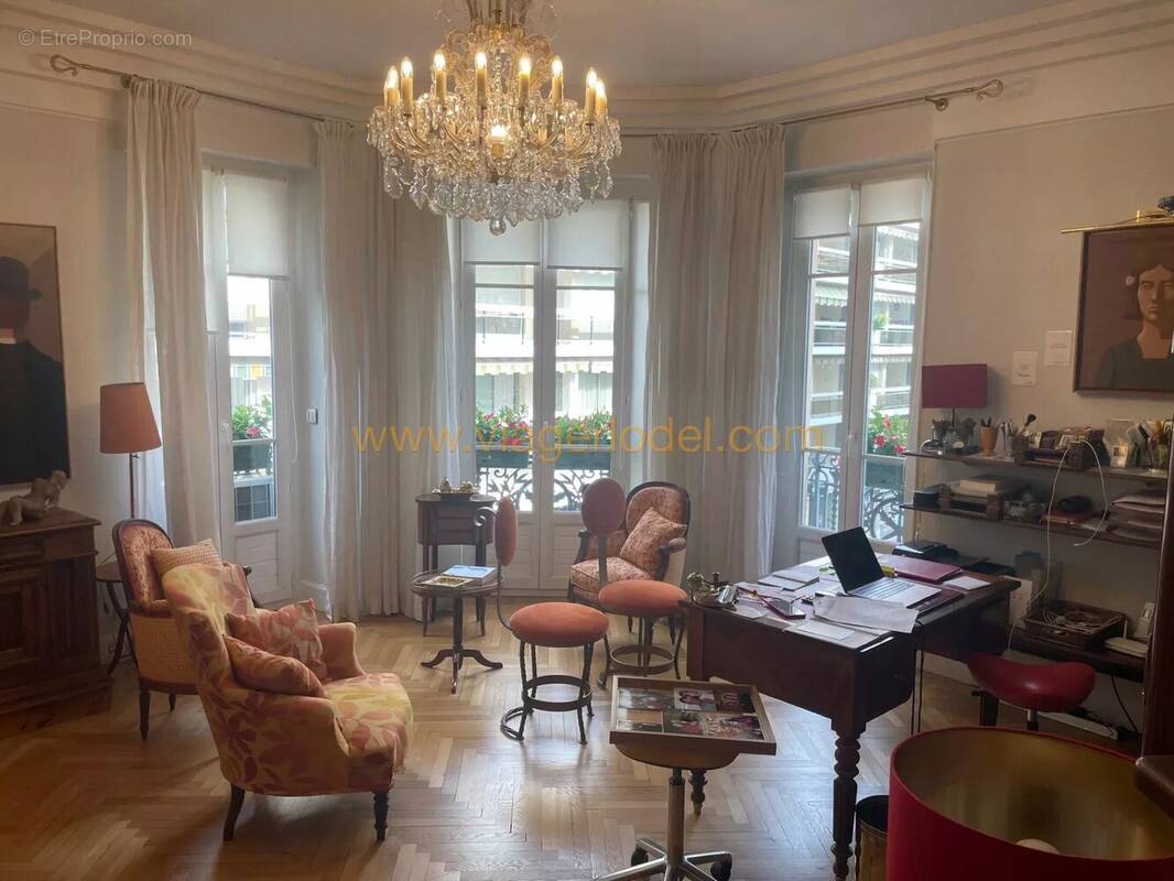Appartement à NICE