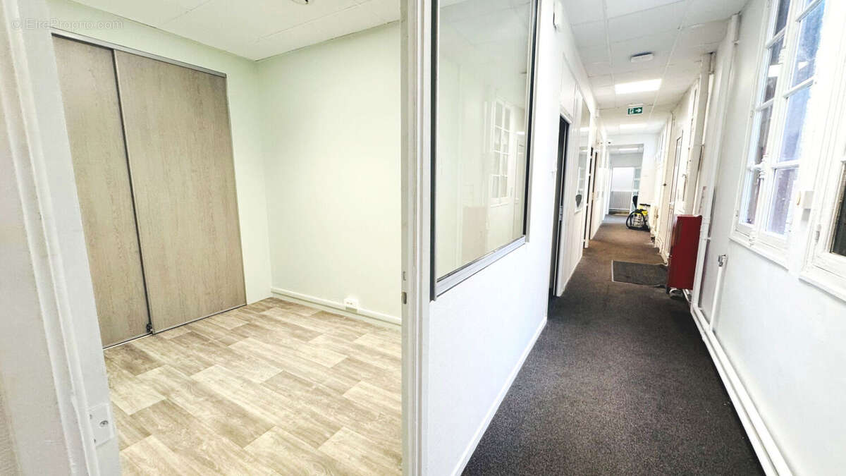 Appartement à EZANVILLE