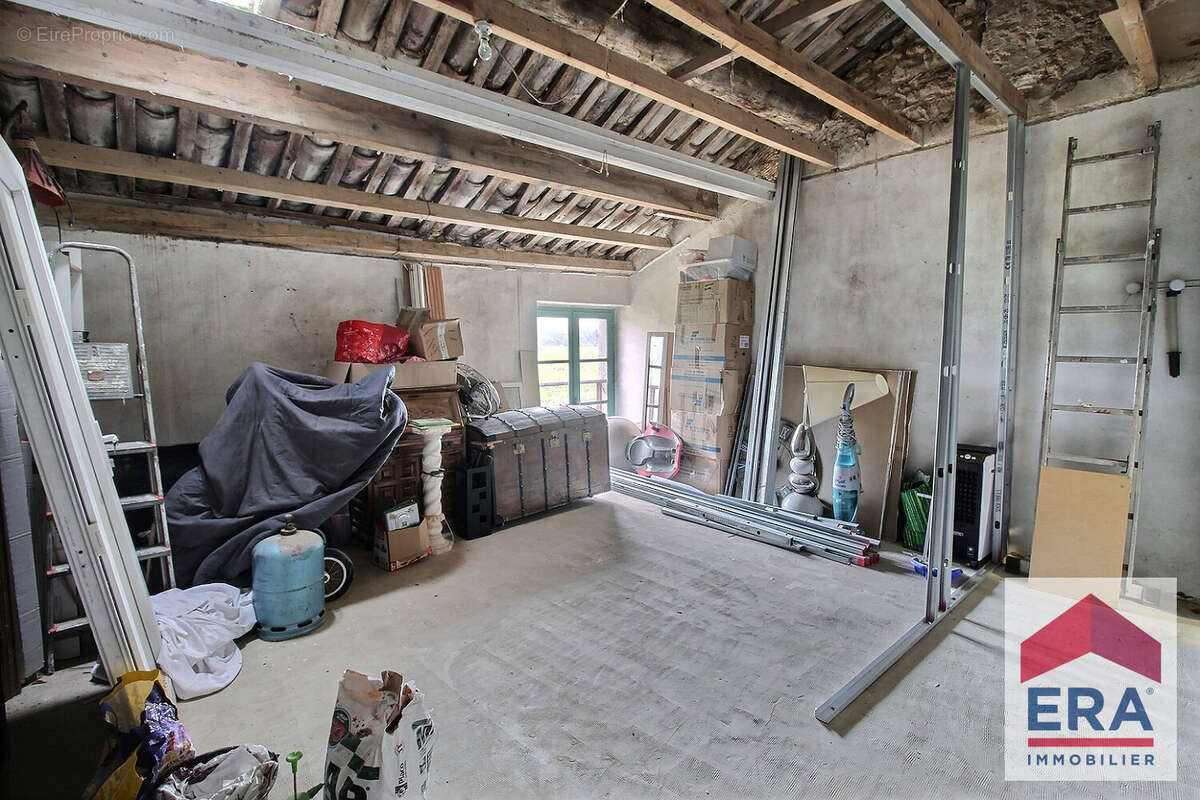 Maison à SAINTE-CECILE-LES-VIGNES