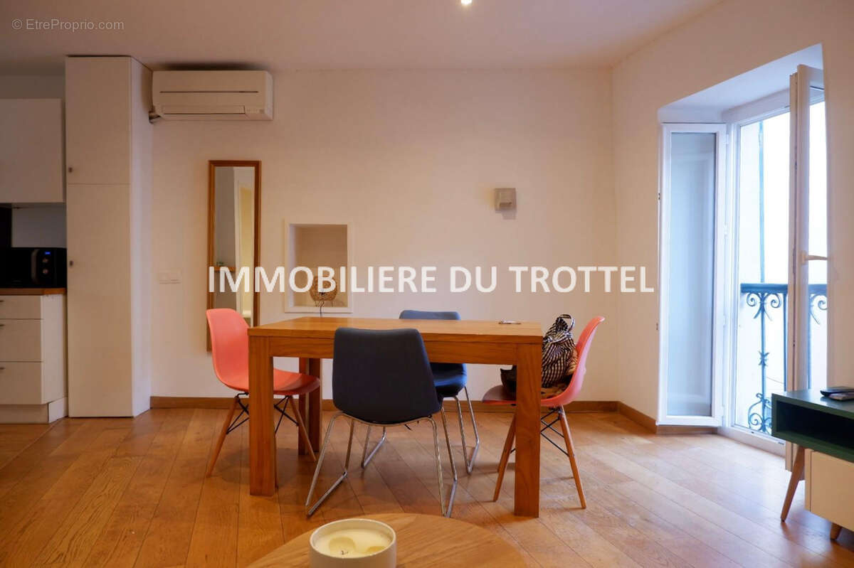 En exclusivite - au coeur de la vieille ville - photo 3