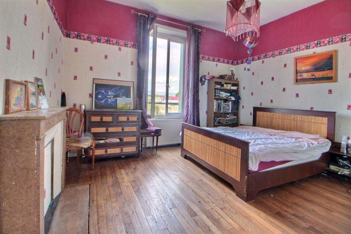 Appartement à RIORGES