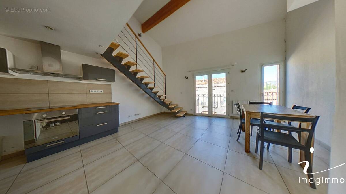 Appartement à MIREVAL