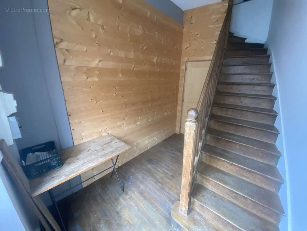 Appartement à MONCEAUX-SUR-DORDOGNE