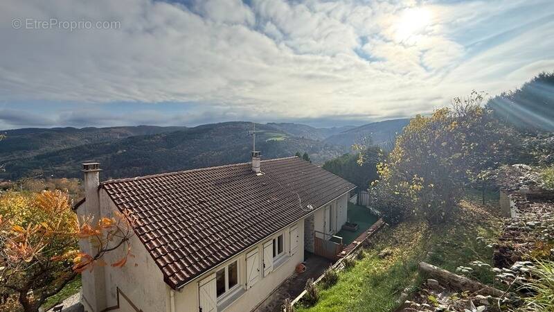 Maison à SAINT-FERREOL-D'AUROURE