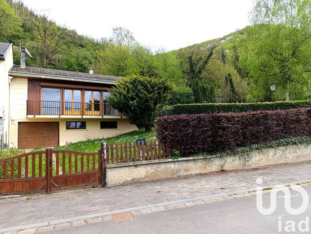 Photo 1 - Maison à CHOOZ