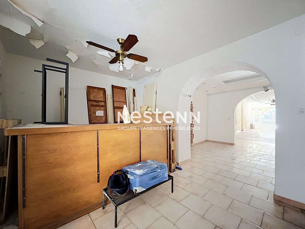 Appartement + local commercial - 82 m² et 108 m² - rue des potiers - pas de copropriété - parking - photo 8