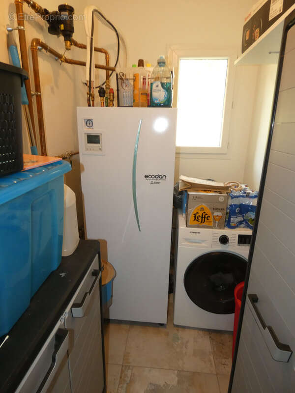 Maison à ESPINASSES