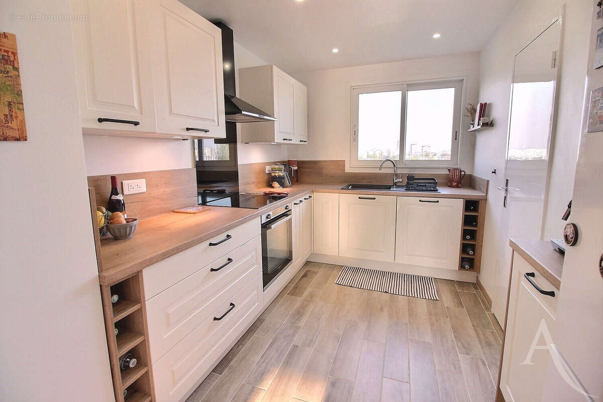 Appartement à THIAIS
